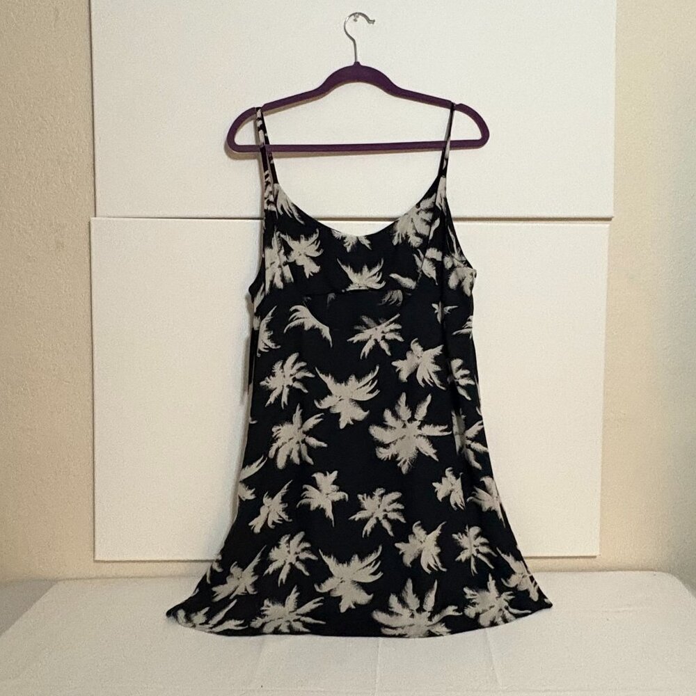 Hurley Jolene Women's Black White Palm Tree Print Spaghetti Strap Dress Size L